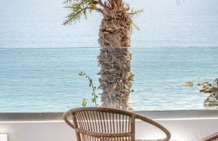 Laia Seafront Luxury Apartments - Photo 4