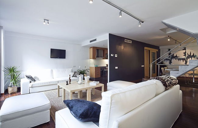 My Space Barcelona Private Pool Garden - Photo 11