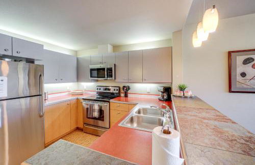 Walk to the Lake Chelan Condo with Mtn Views! - Foto 9