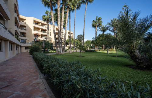 Apartamento en primera línea de playa con piscina - Photo 56