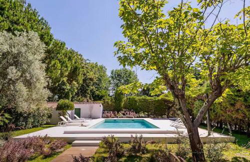 Relax in Style - Prime Spot with Garden & Natural Pool - Foto 9