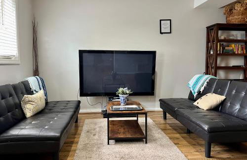 5 Bedroom Huge House in Best Location Parking Fireplace Back Yard - Foto 40