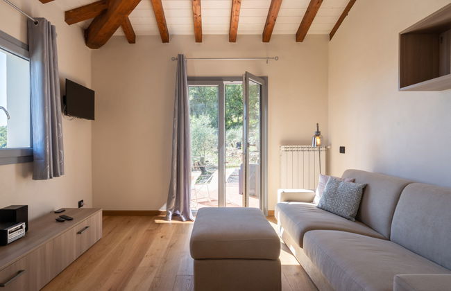 4 bedroom House in Prelà with private pool and garden - Photo 12