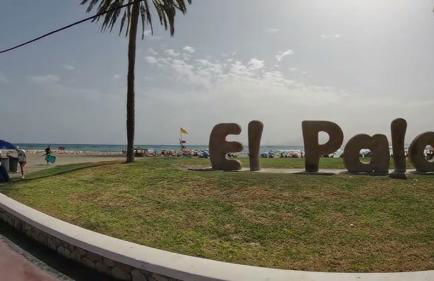 Studio 5 mins from El Palo Beach WiFi & AC - Photo 22