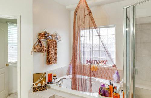 5 Mi to the Marketplace Roomy Bakersfield Retreat - Foto 15