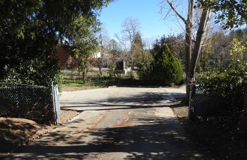 Miners Choice 3 Bedroom on Main St Bonus Rooms Sleeps up to 9 TV WIFI Piano - Foto 73