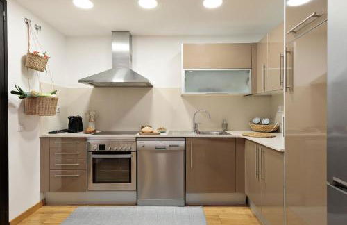 Cerca de la Playa y El Born, con Piscina - Foto 6