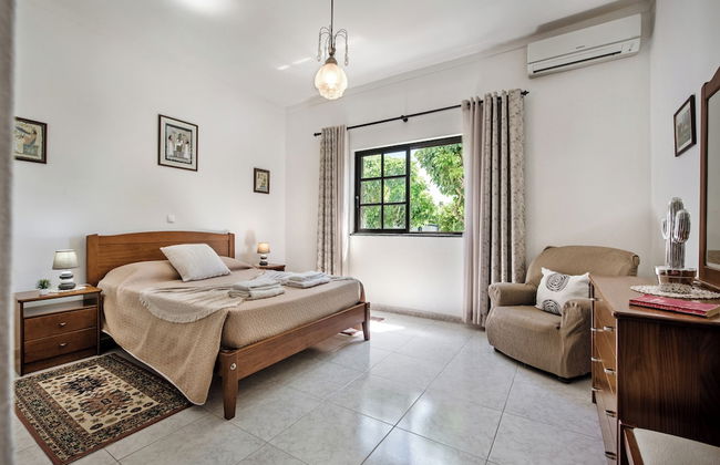 Villa V3 With Private Pool and air Conditioning and Free Wifi Internet - Photo 2