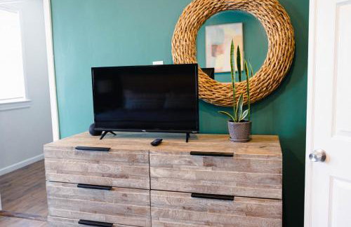 Rainforest Retreat 20m to NYC Parking Sleeps 25 - Foto 67