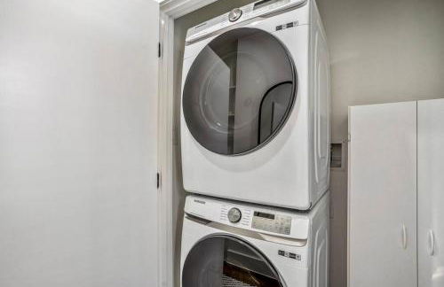 Nestled Nook Studio #2 @ East End Revitalized - Foto 20