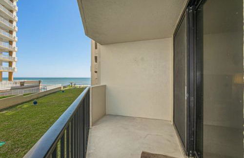Cozy Ocean Condo with Pool Small Dog Friendly - Foto 31