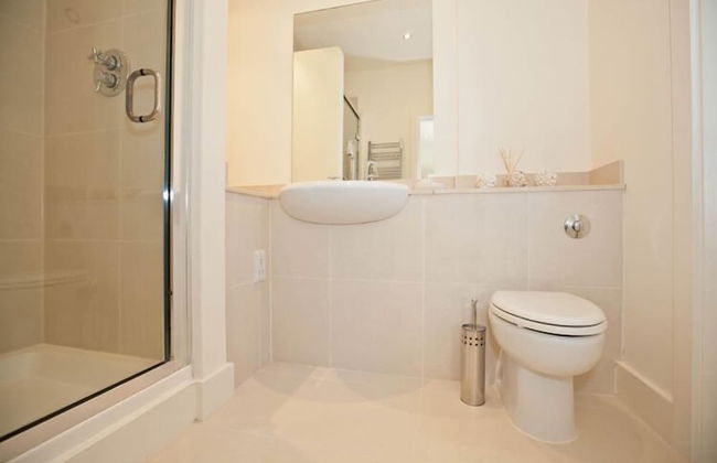 LBS Victoria - Photo 8