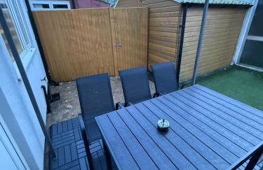 3 bed house, Free parking 9ppl - Foto 36