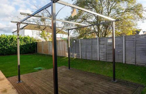 4 Bed Detached Home-Gloucester-Sleeps 10-Parking for 3-Work or Leisure - Foto 37