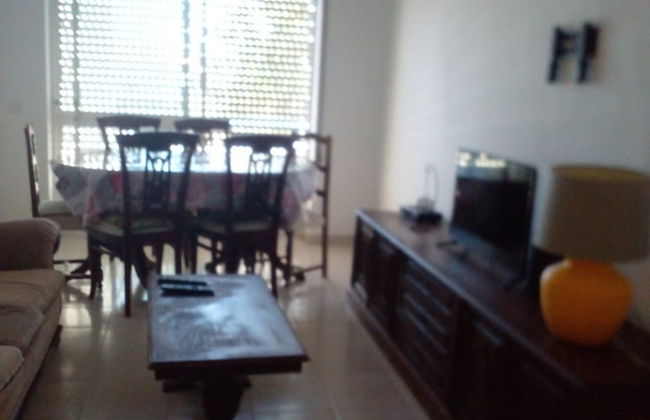 Lovely 4-bed Apartment in Estombar - Foto 12