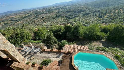 Agriturismo Tenuta di Montemassi La Fattoria - Foto 3