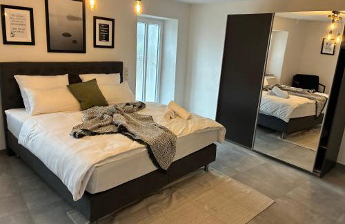 Moselquartier "Reben Apartment" bis 4 Personen moderne Küche` Boxspringbett` Terrasse - Foto 33