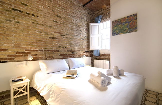 Happy People Gaudi Sant Pau - Foto 6