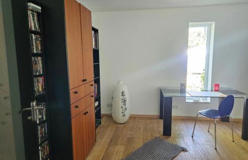 Residence Moai - Gardenview - Business Travel - kostenloser Parkplatz, WLAN, Waschtrockner, Smart TV, Qbo ESSENTIAL, ergonomischer Schreibtisch - Foto 14