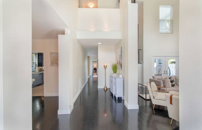 Dream House 5 Bedroom w/ Amazing Heated Pool - Foto 5