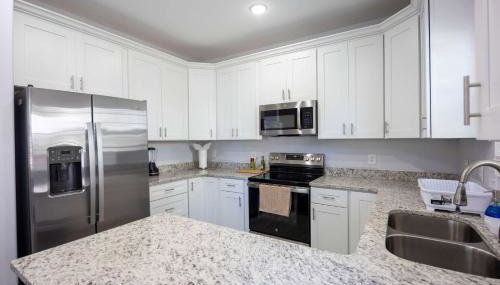 2 Min to Downtown - 9 to Elon - Fast Wi-Fi - Foto 4