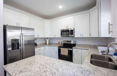 2 Min to Downtown - 9 to Elon - Fast Wi-Fi - Foto 4