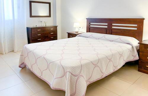 Piso bajo 3 habitaciones 2 baños y gran terraza - Foto 11