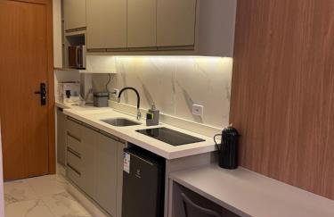 Studio Novo Moderno e Aconchegante - Centro - Foto 1