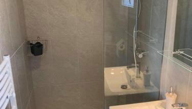 La Grenouillère - Foto 5, Shower