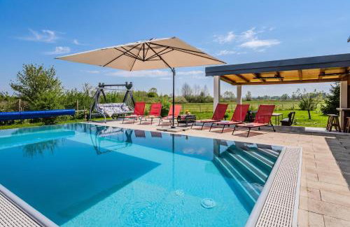 Secluded Pool House Kupa /w Sauna & Jacuzzi - Happy Rentals - Foto 32