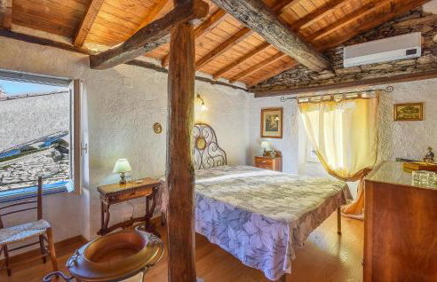 3 Bedroom Cozy Home In Lumarzo - Foto 14