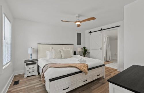 Creekside Stay | Peaceful Cottage | Elkhorn - Foto 36