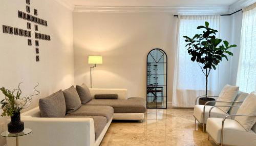 Miami Getaway Heated Pool Villa with Mini Golf & BBQ - Foto 5