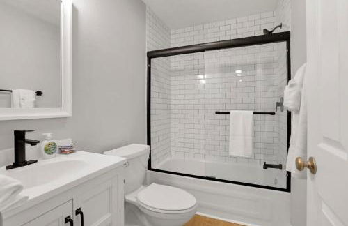 The Schumacher Place - NEW 2 BR - Foto 3