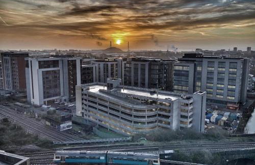 Stunning Spacious City Apartment with free parking - Foto 26