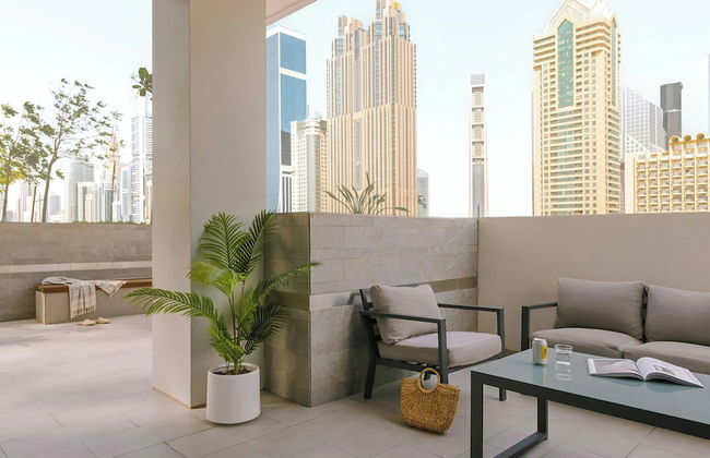 Sonder by Marriott Bonvoy Downtown Towers Apartments - Photo 6