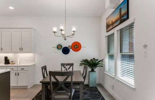 Luxury Oasis - Glam Decor, Putting Green, Arcade Fun & EV Station - Foto 26