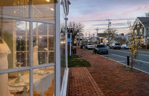 Lovely House 5 Min to Beach with Deck Grill and Garage - Foto 51