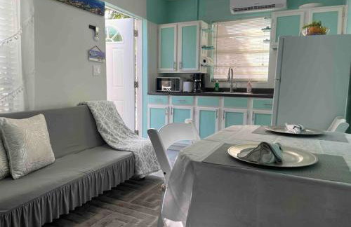 King Bed Downtown Courtyard Apt - Foto 10