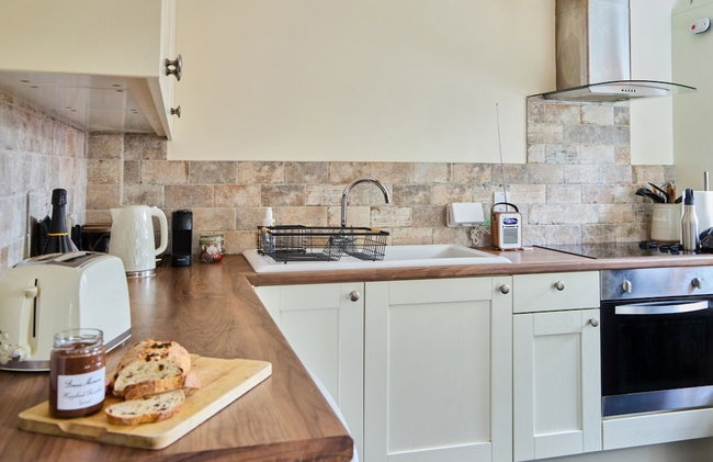 Maggie Puddle and The Nest Cottages - Photo 19