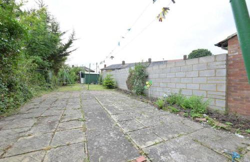 Cosy Inn near Luton Station, Mall and Luton Airport 10 Min - Foto 37