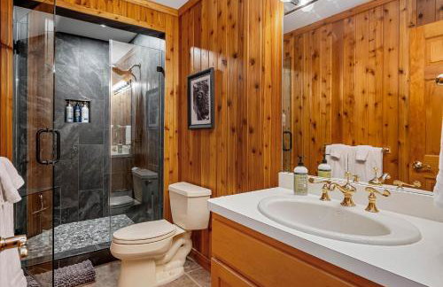 Lake house w/ indr pool and jacuzzi - Foto 39