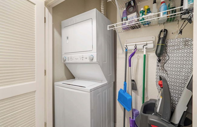 Kings Hideaway - Near DT! - Foto 49