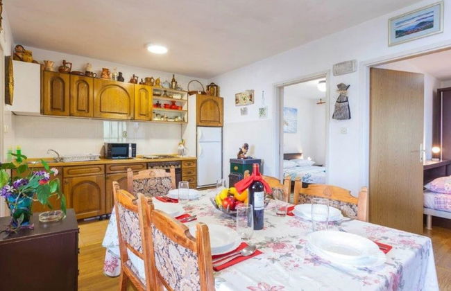 Gorgeous Villa in Tučepi with Private Swimming Pool - Foto 6