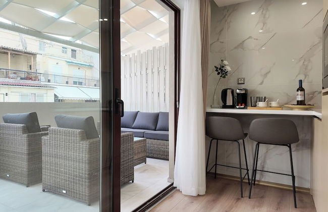 CC LUX Suites - Photo 41