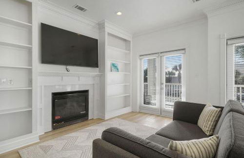 Lazy Bones - Vacation Home Near the Beach with Private Pool & Golf Cart - Foto 24