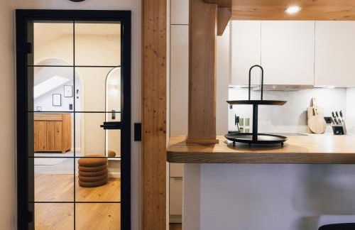 Die Watzmannsuite - Familienfreundliche Ferienwohnung in historischer Villa mit Kamin, Infrarotsauna, Balkon, Garten, nur 10 Gehminuten ins Zentrum von Berchtesgaden - Foto 10