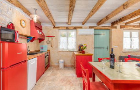 Gorgeous Apartment In Zminj With Wifi - Photo 5