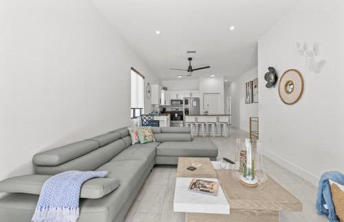 Oasis Yard -Pool-Jets-Game Room-BBQ-Relaxing - Foto 1