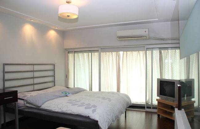 World Union Service Apartment Cosmo - Photo 14